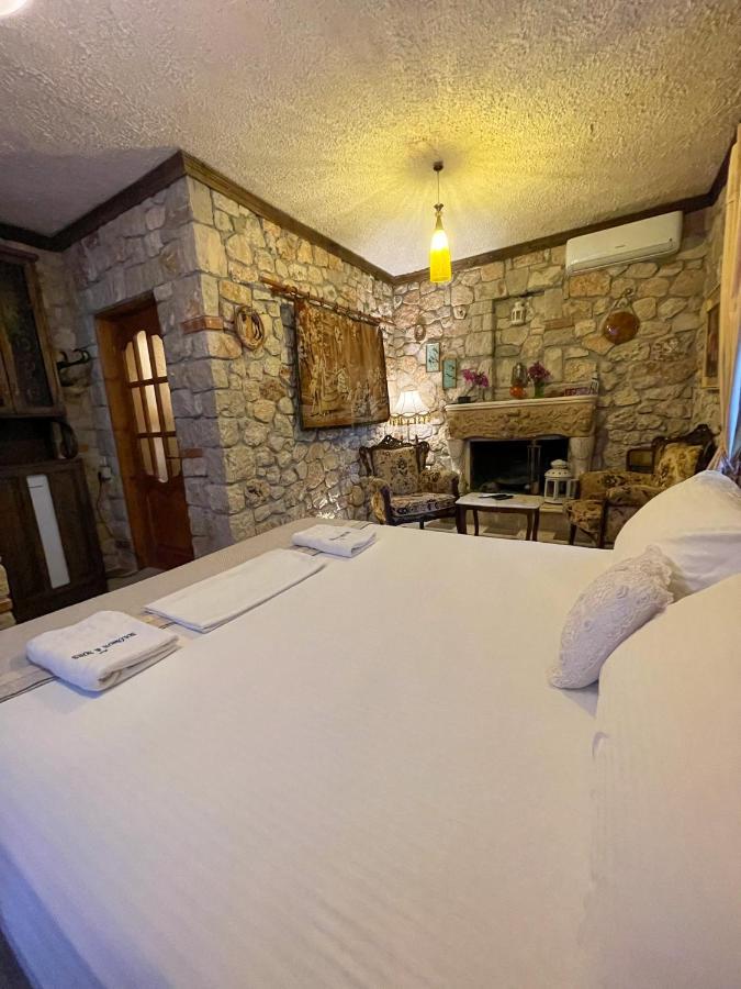 Solomon&Sons Hotel Dhërmi Eksteriør billede